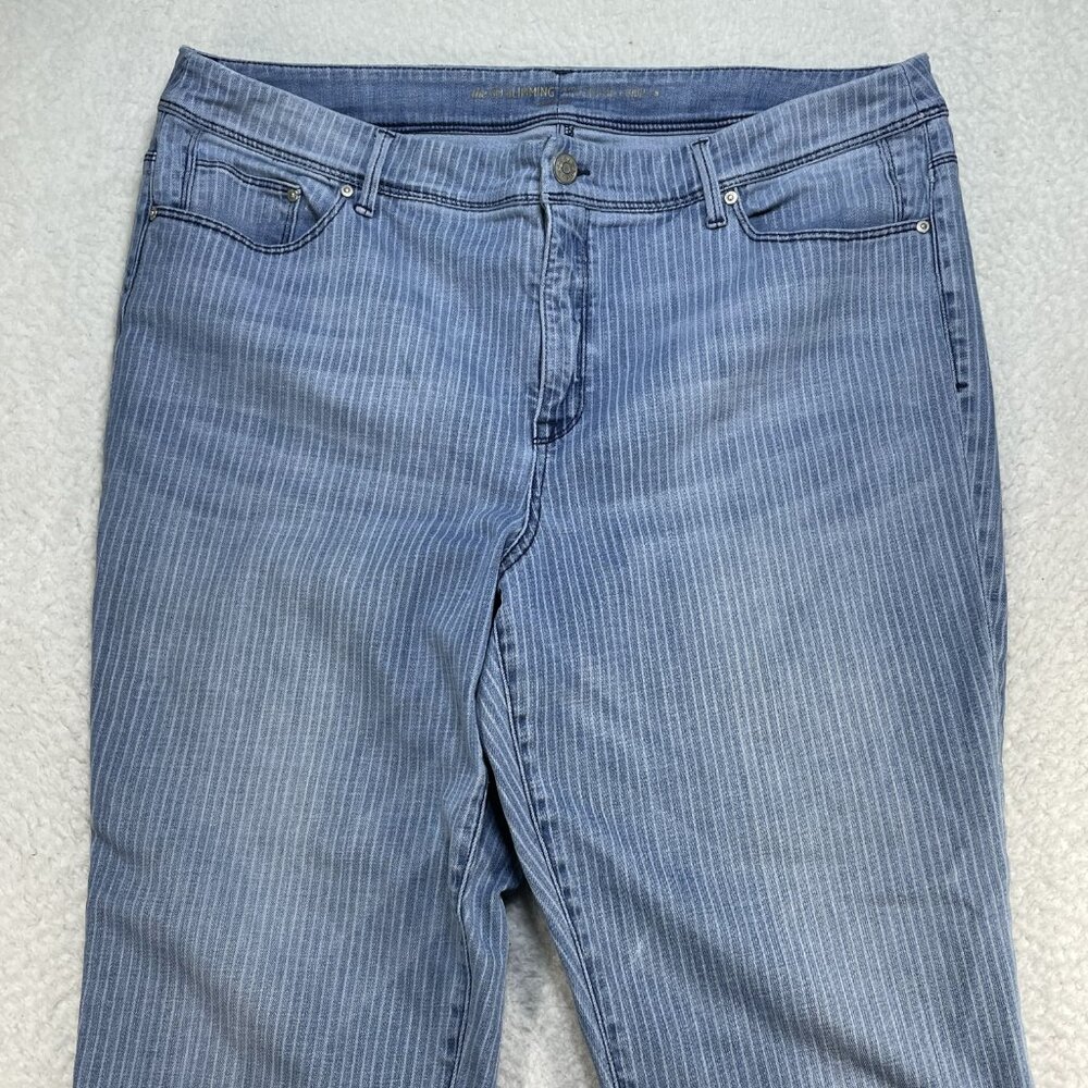 Chicos Jeans Womens (3.0) US 16 Blue Striped Girlfriend Crop High Rise 38x25 - Picture 2 of 13